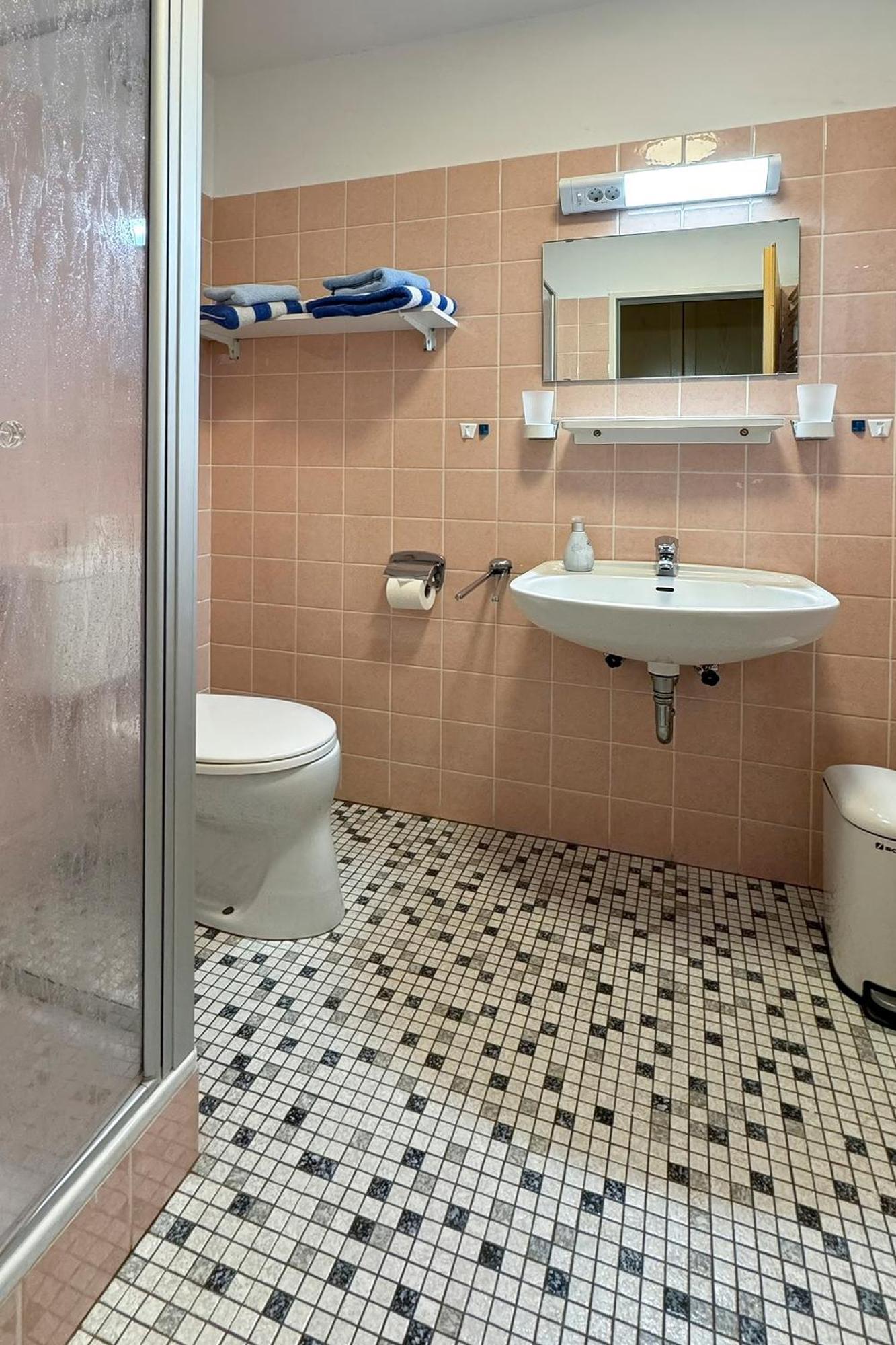 Suderburg Pension Am Hardausee מראה חיצוני תמונה